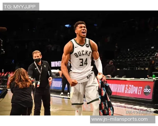 萨尔面对字母哥压力巨大10投5中贡献10分12篮板3助攻表现平平