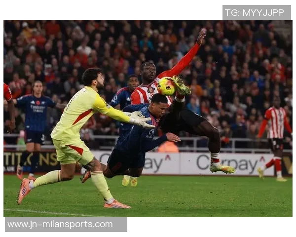 英超最新动态阿森纳领先曼联追平曼城争夺激烈